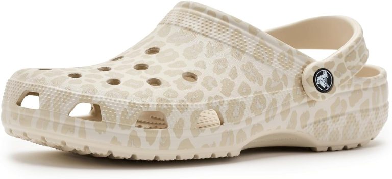 크록스 클래식 Clog Seasonal Graphic
