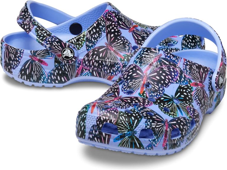크록스 클래식 Clog Seasonal Graphic