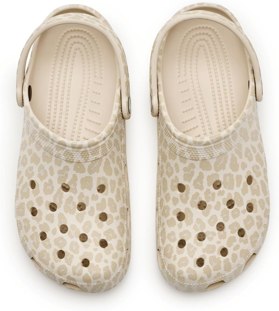 크록스 클래식 Clog Seasonal Graphic