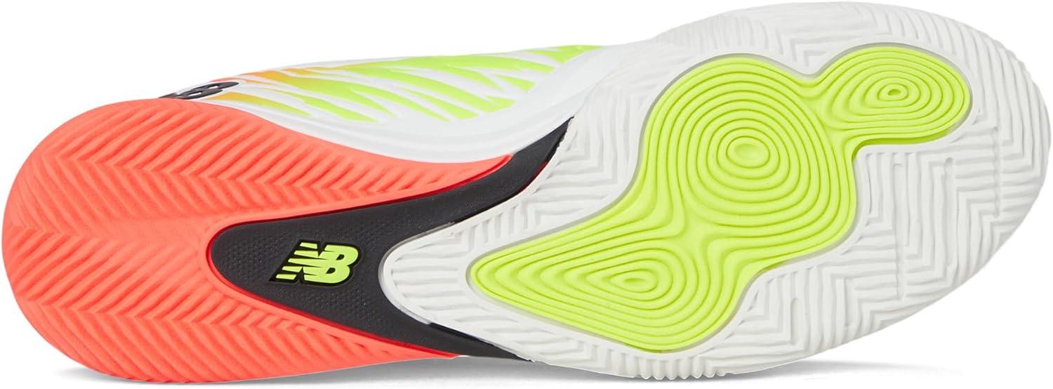 뉴발란스 Furon Pro IN V8 축구화
