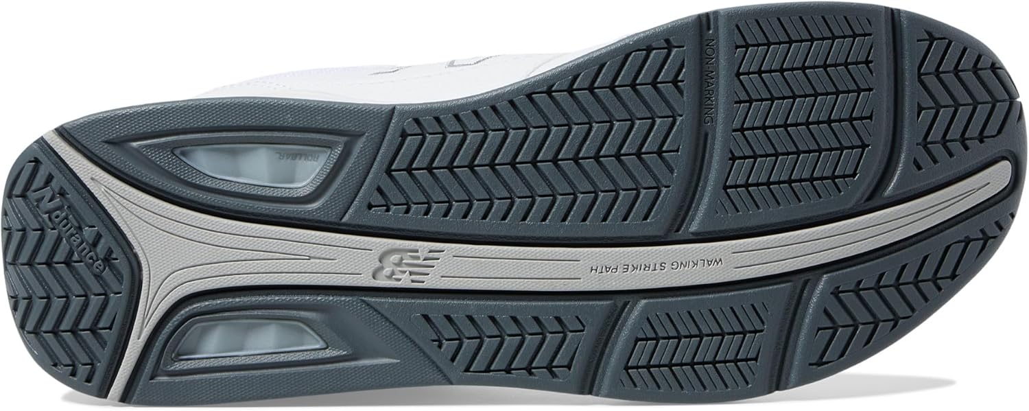 뉴발란스 928V3
