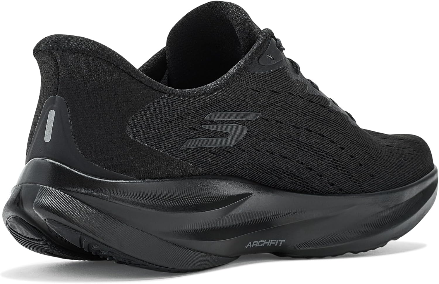스케쳐스 Aero Spark