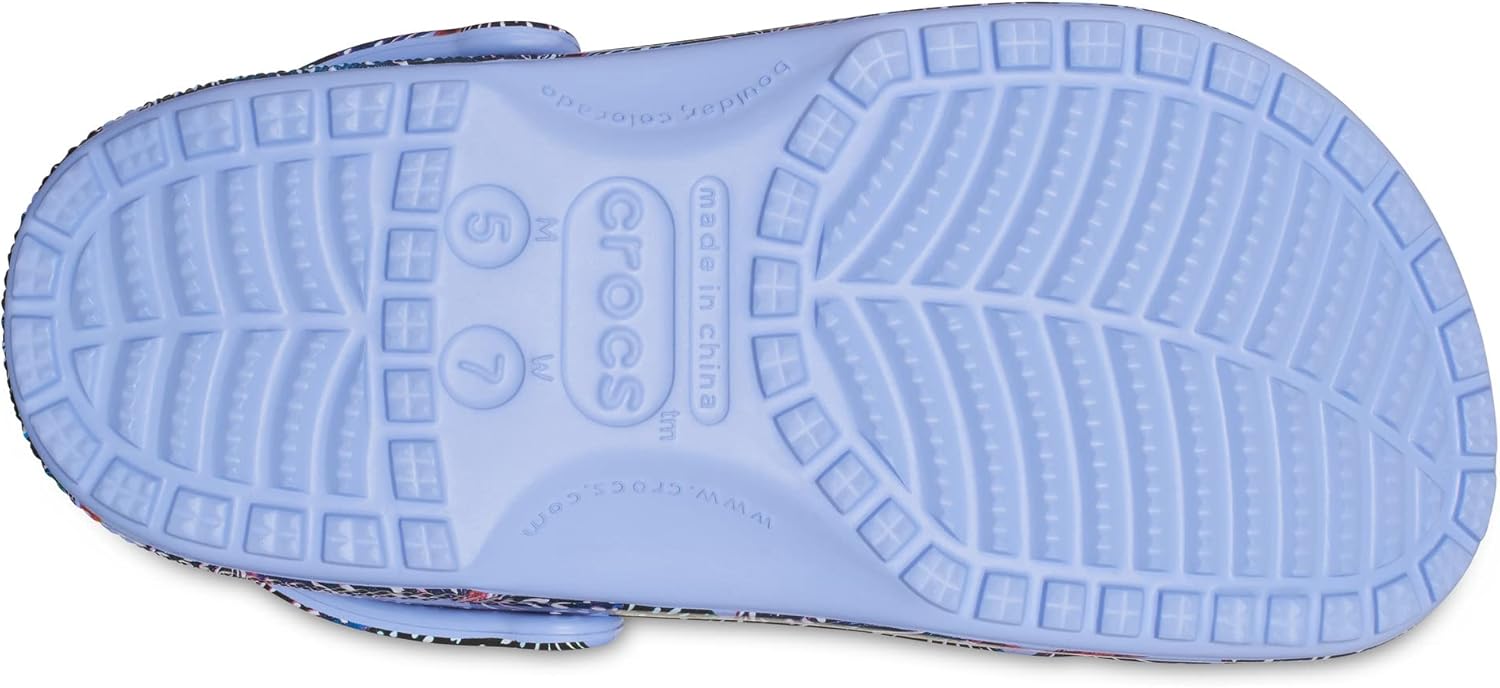 크록스 클래식 Clog Seasonal Graphic