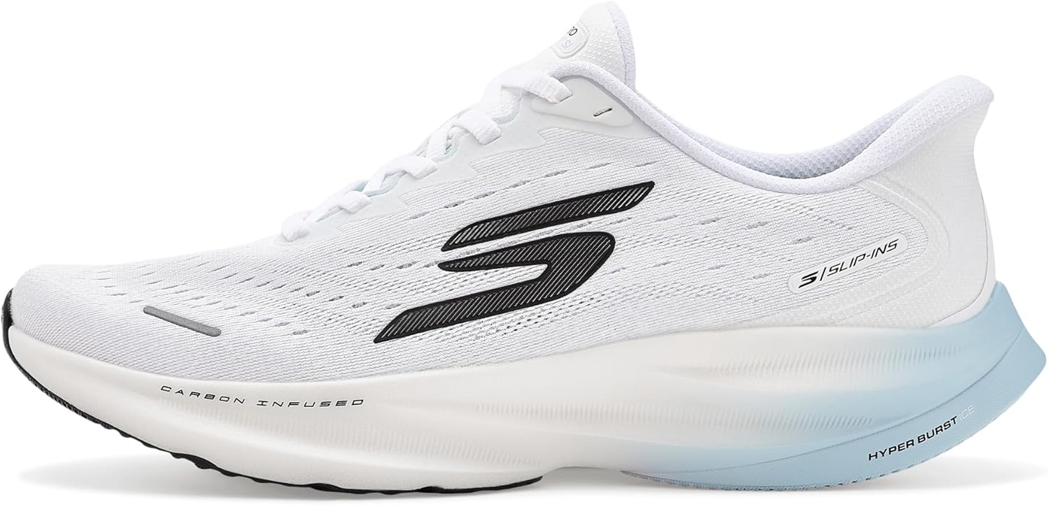 스케쳐스 Aero Spark