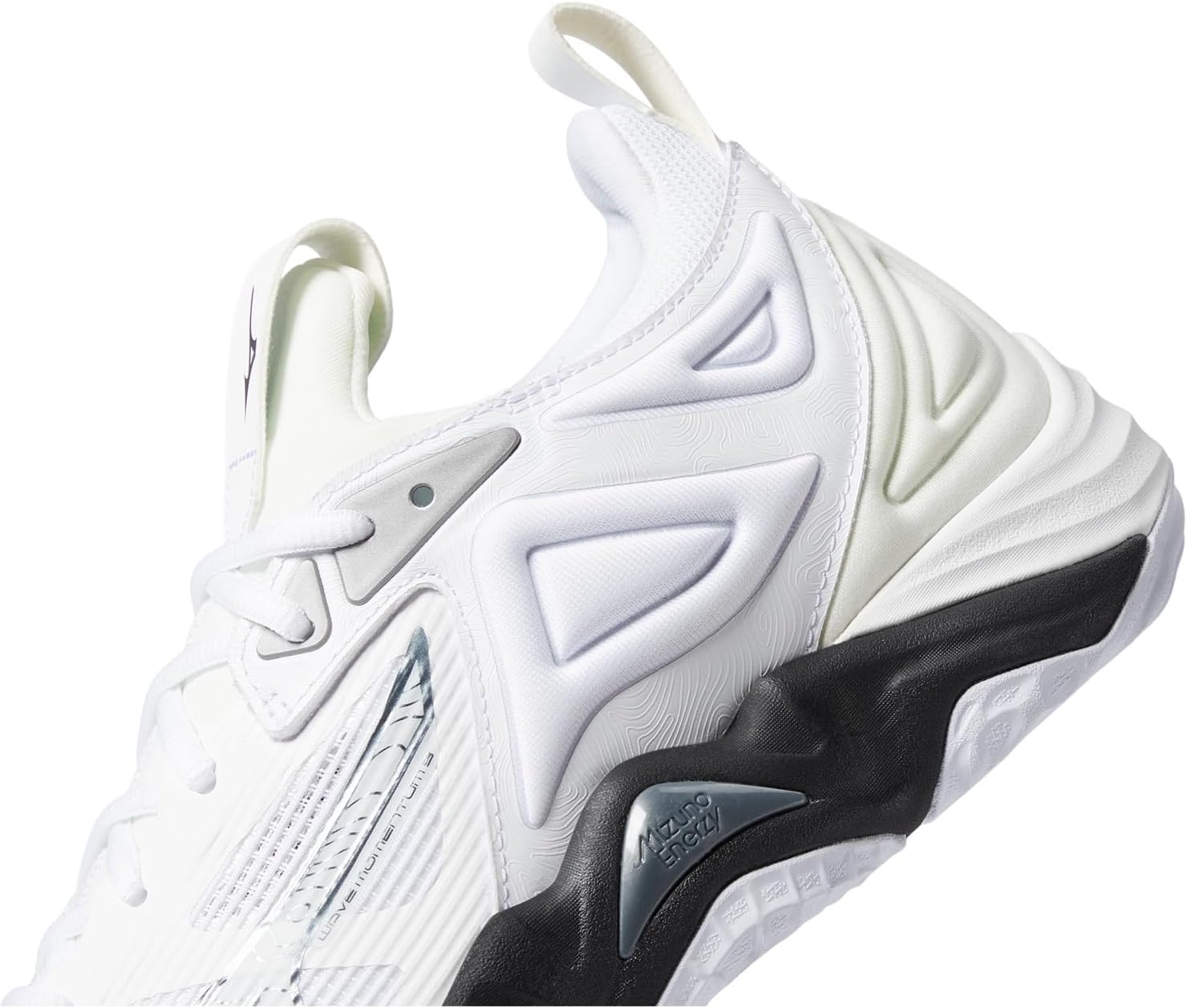 미즈노 Wave Momentum 3