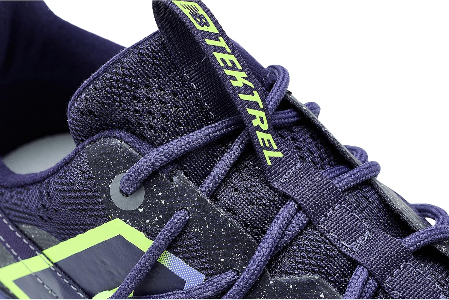 뉴발란스 Tektrel