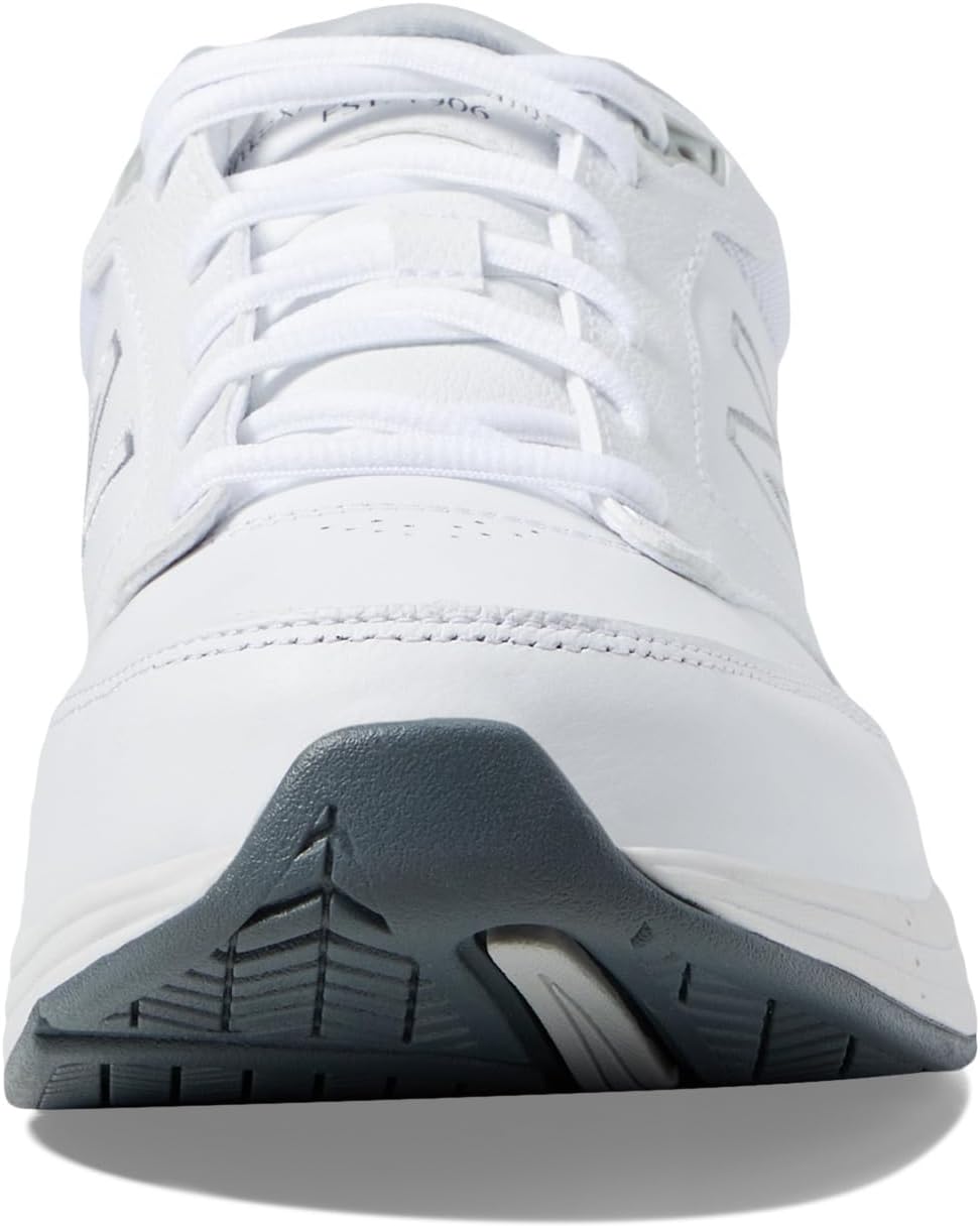 뉴발란스 928V3