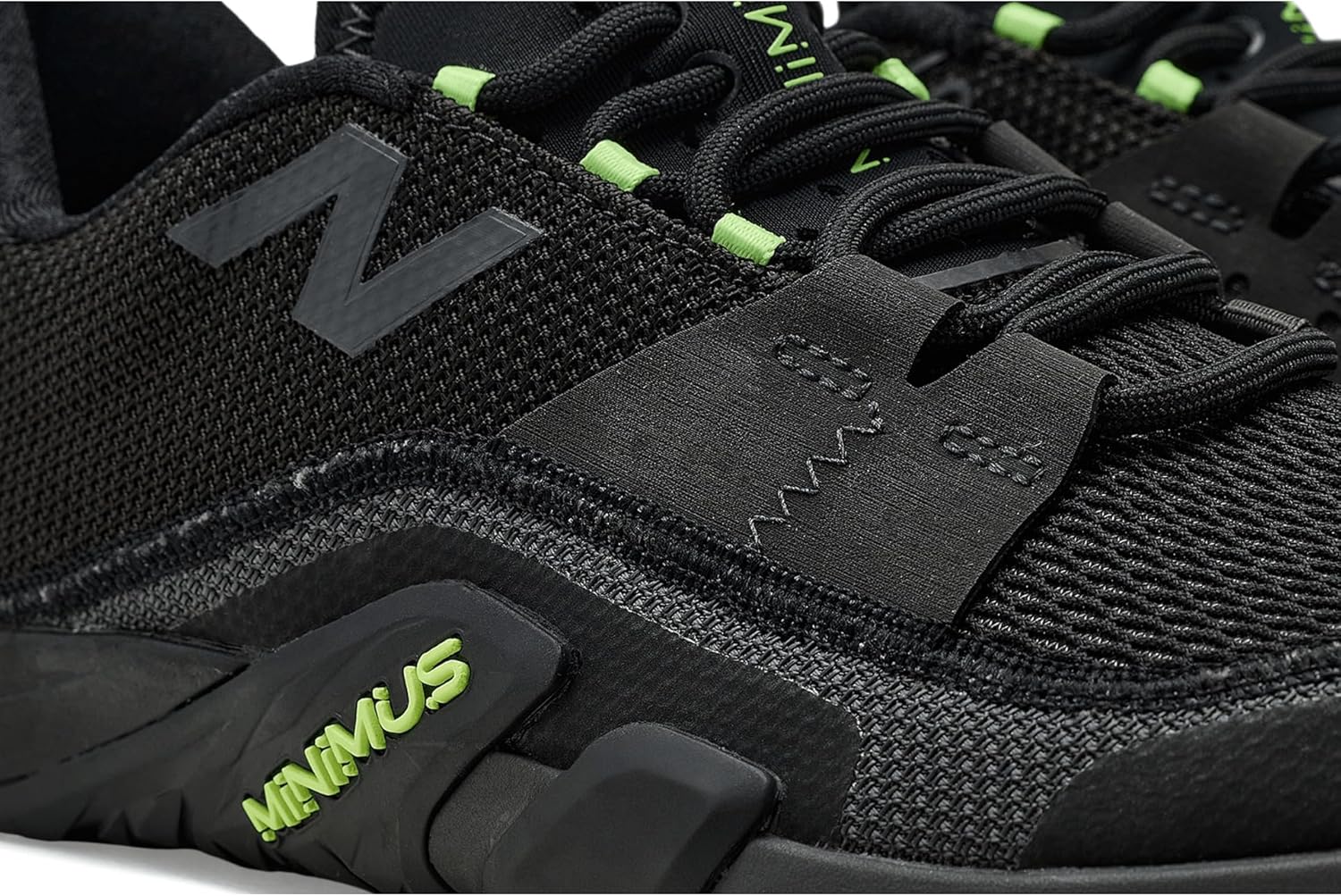 뉴발란스 Minimus TR V2