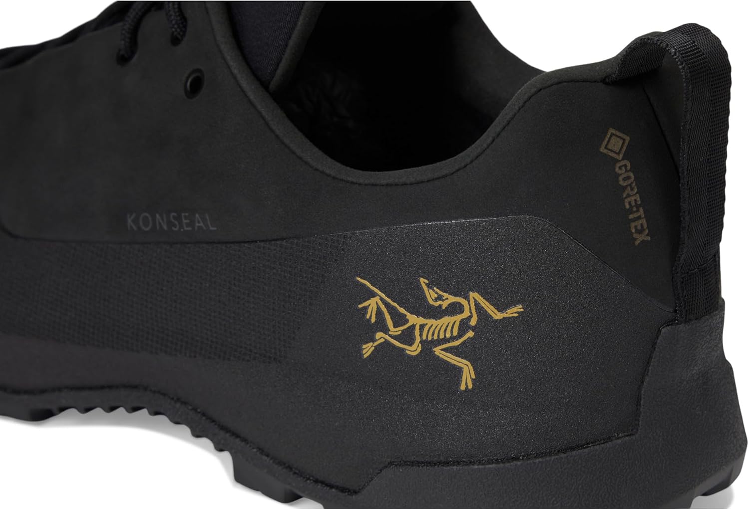 아크테릭스 컨실 GTX
