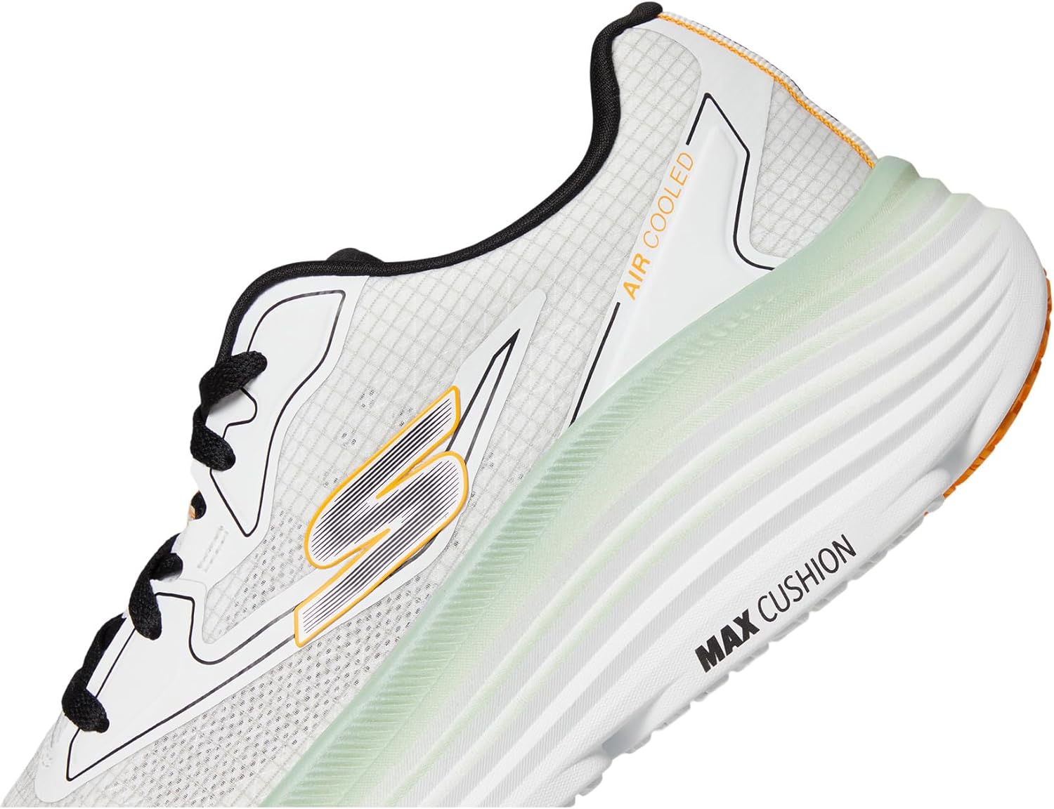 스케쳐스 맥스 Cushioning Endeavour