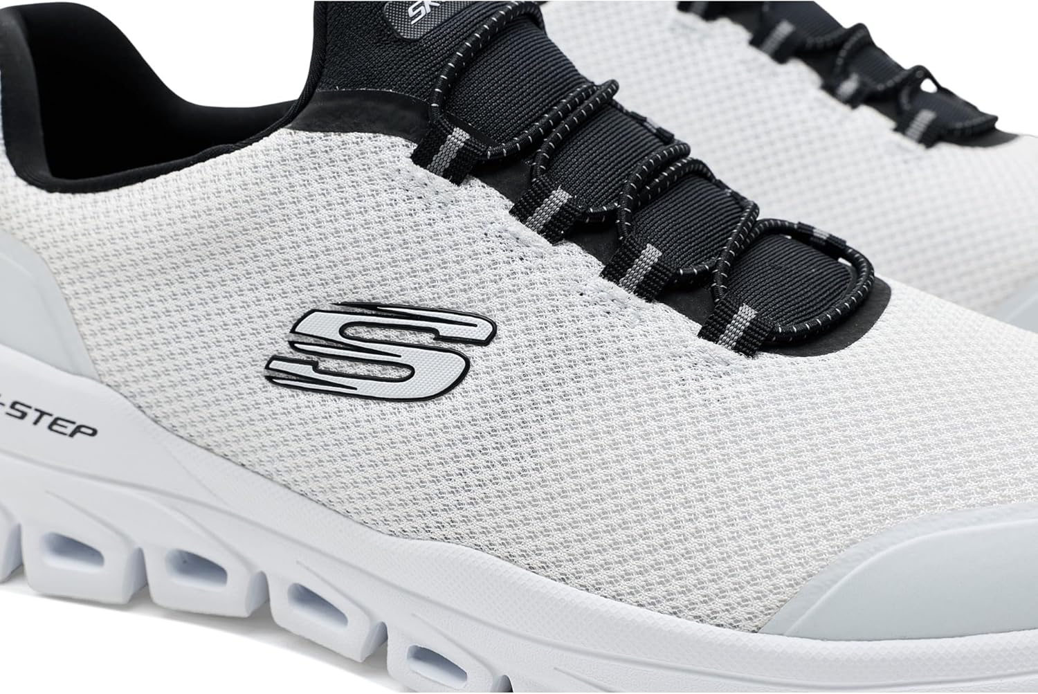 스케쳐스 Glide Step Noltek