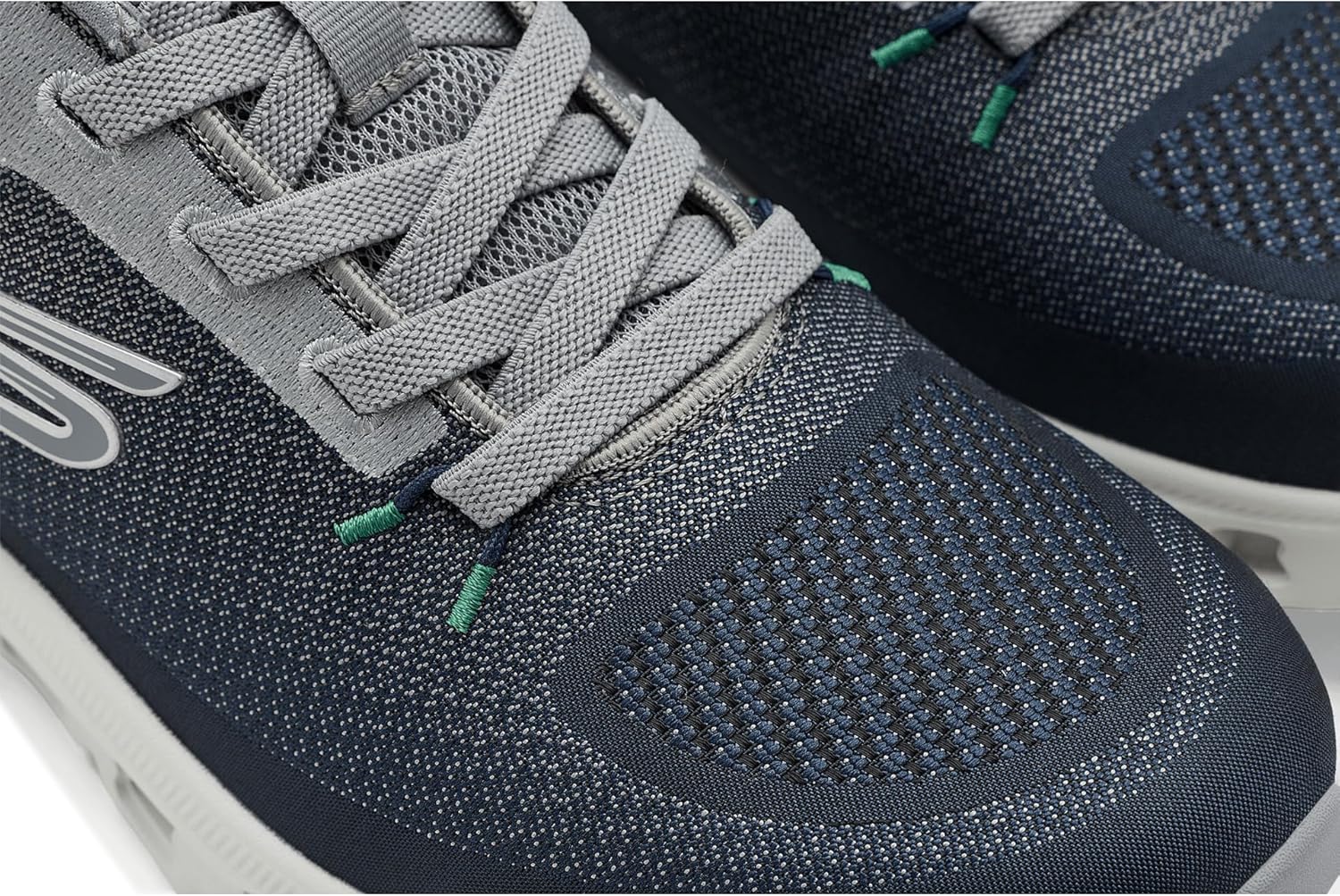 스케쳐스 Glide Step Pro Waverra