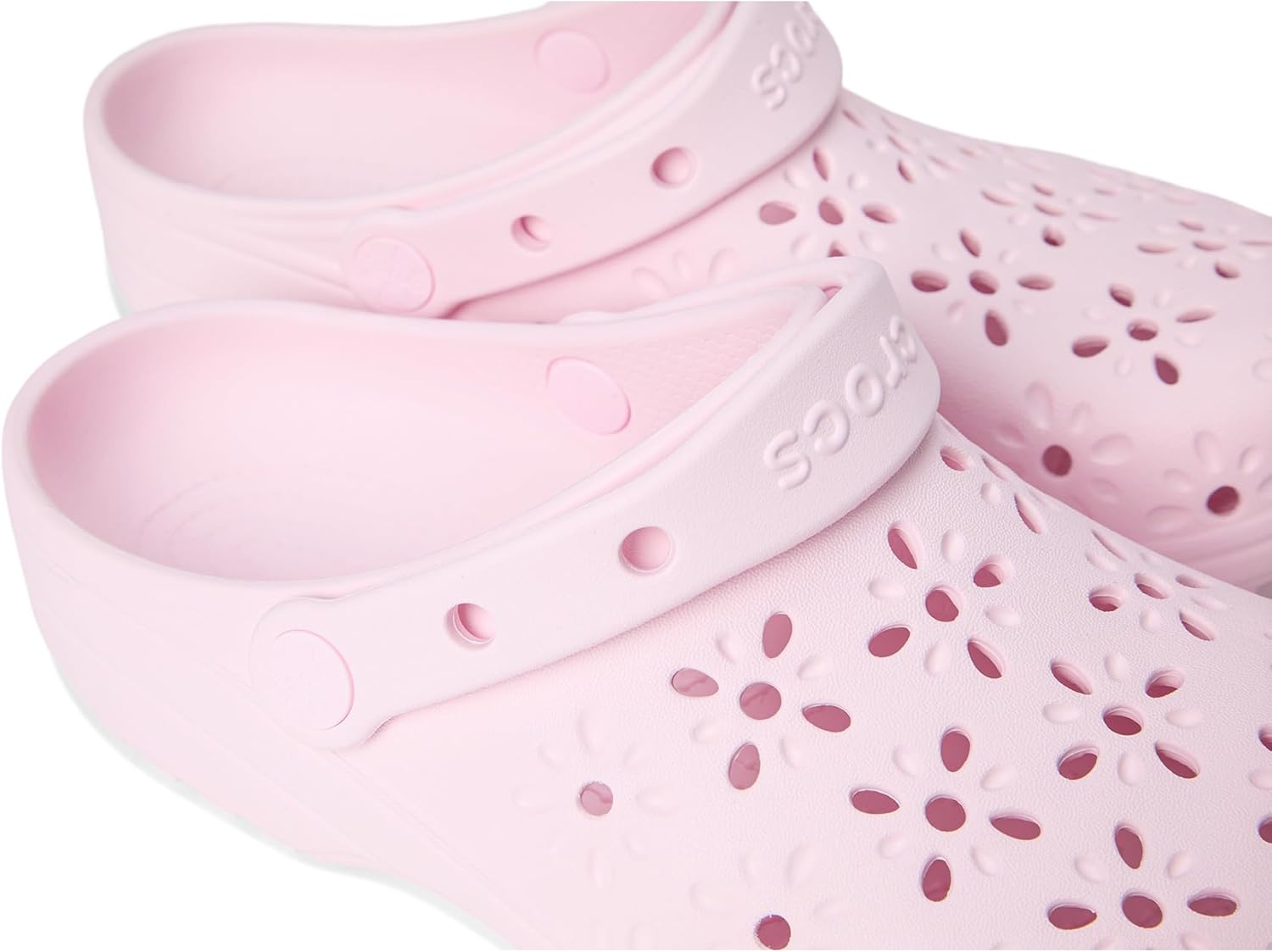 크록스 클래식 Clogs with Floral Cut Out Design