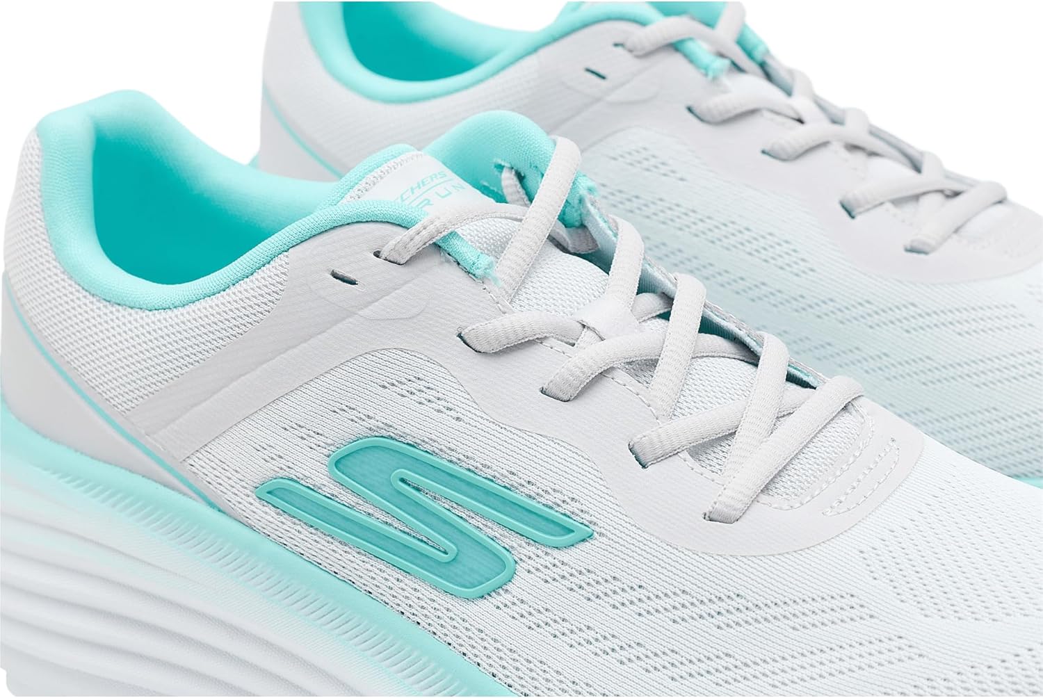 스케쳐스 맥스 Cushioning Endeavour Ardena
