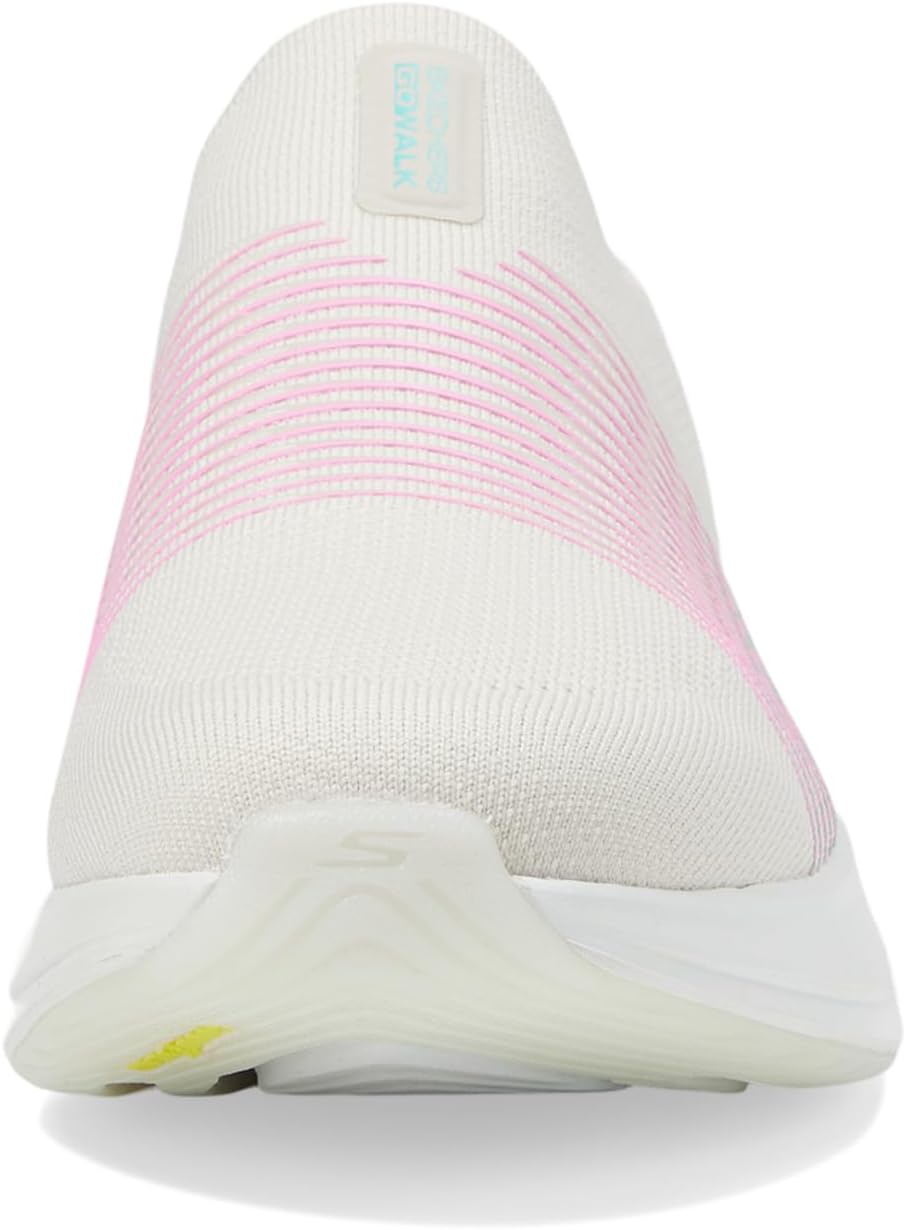 스케쳐스 퍼포먼스 고 워크 맥스 Walker Sally