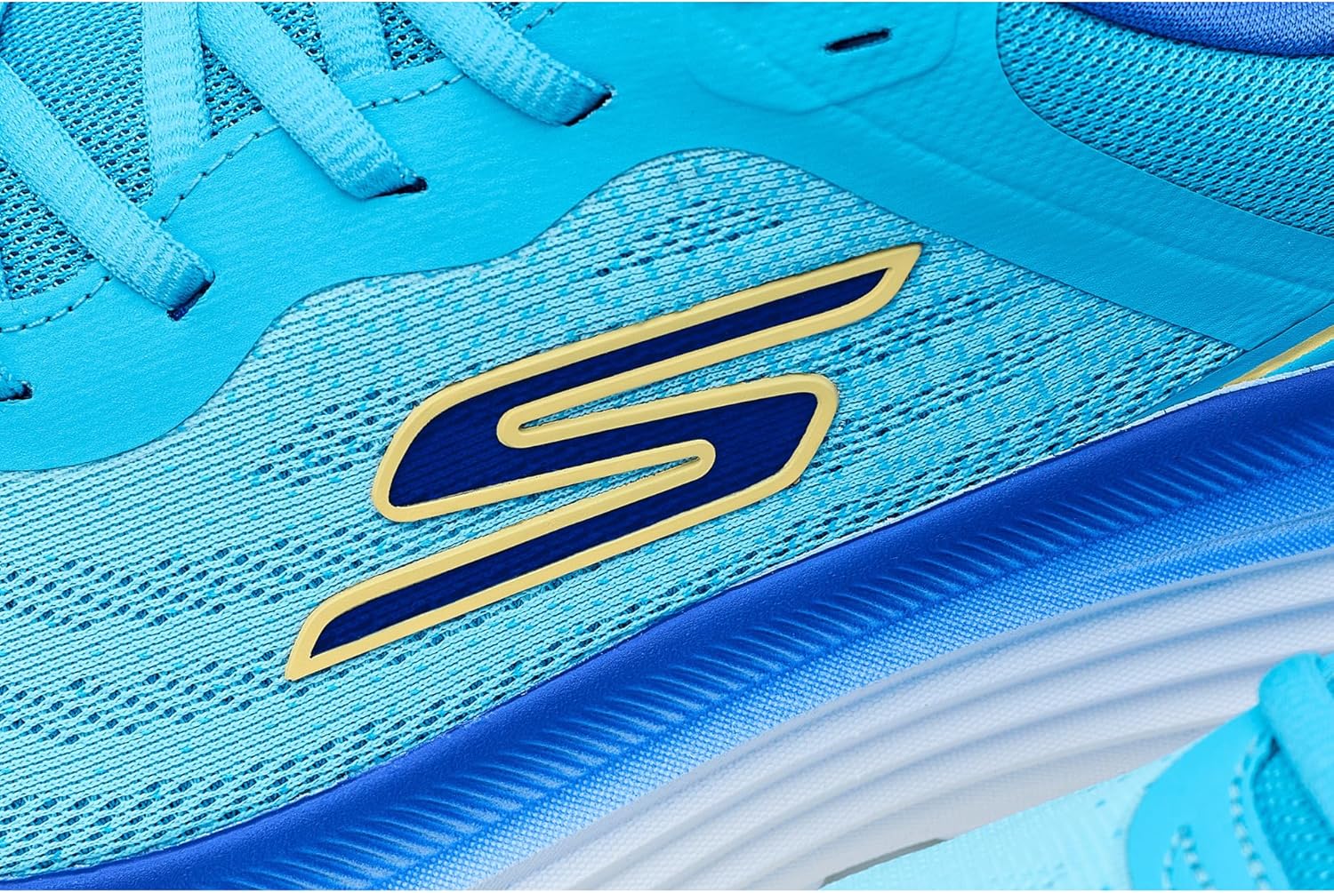 스케쳐스 맥스 Cushioning Endeavour Ardena