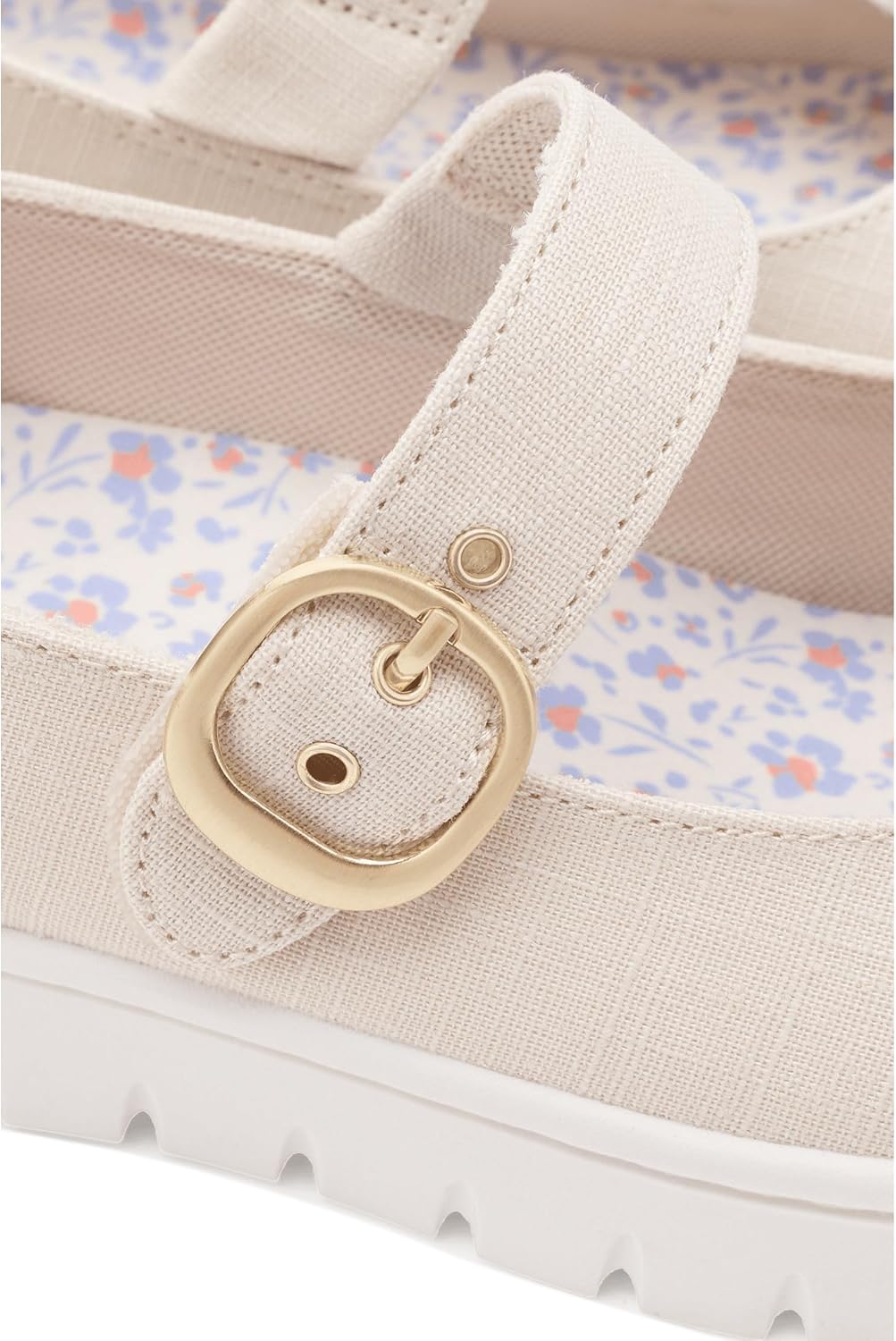 SKECHERS의 밥 아치 Comfort Sunfest