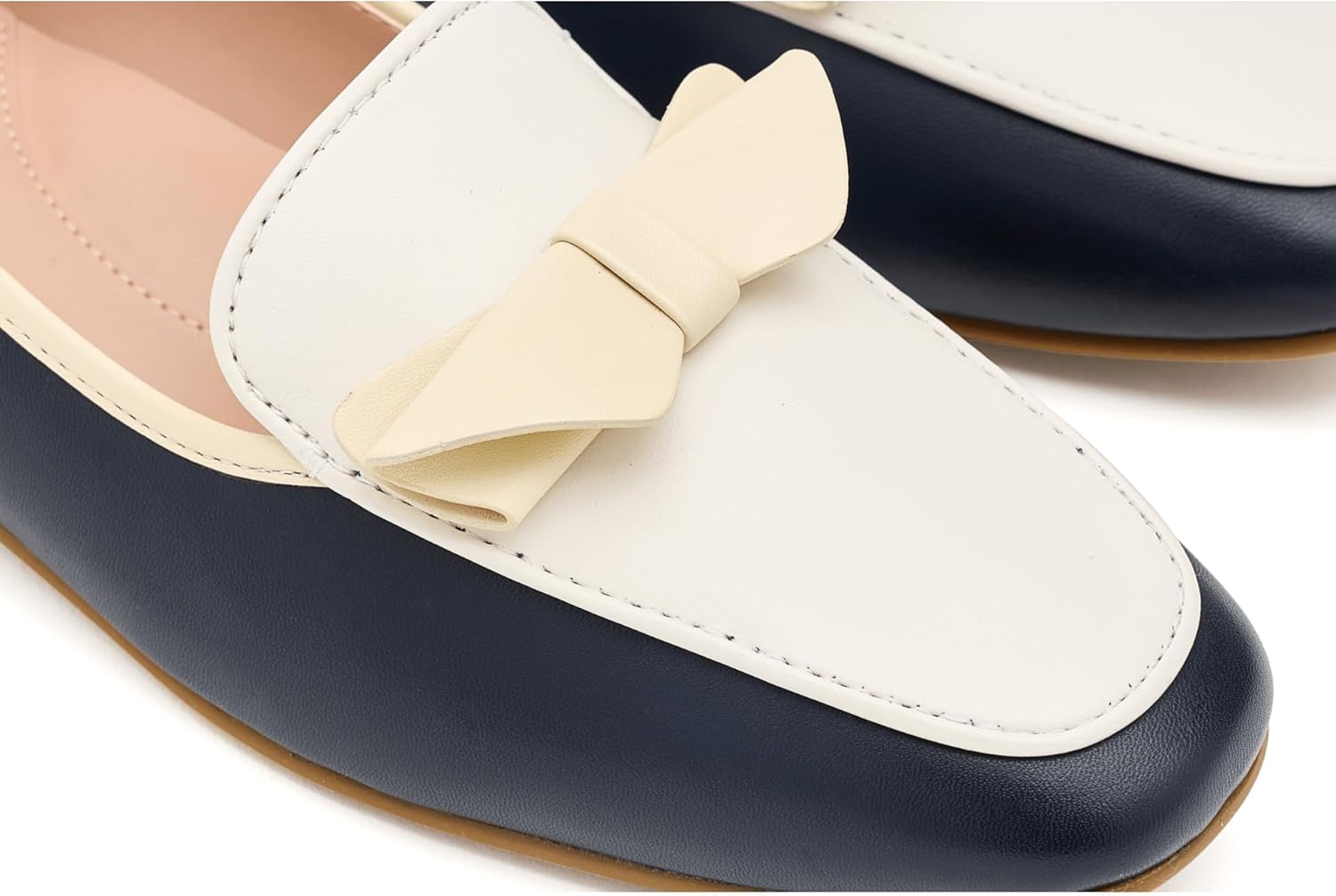 콜 한 Payson Soft Bow Loafers