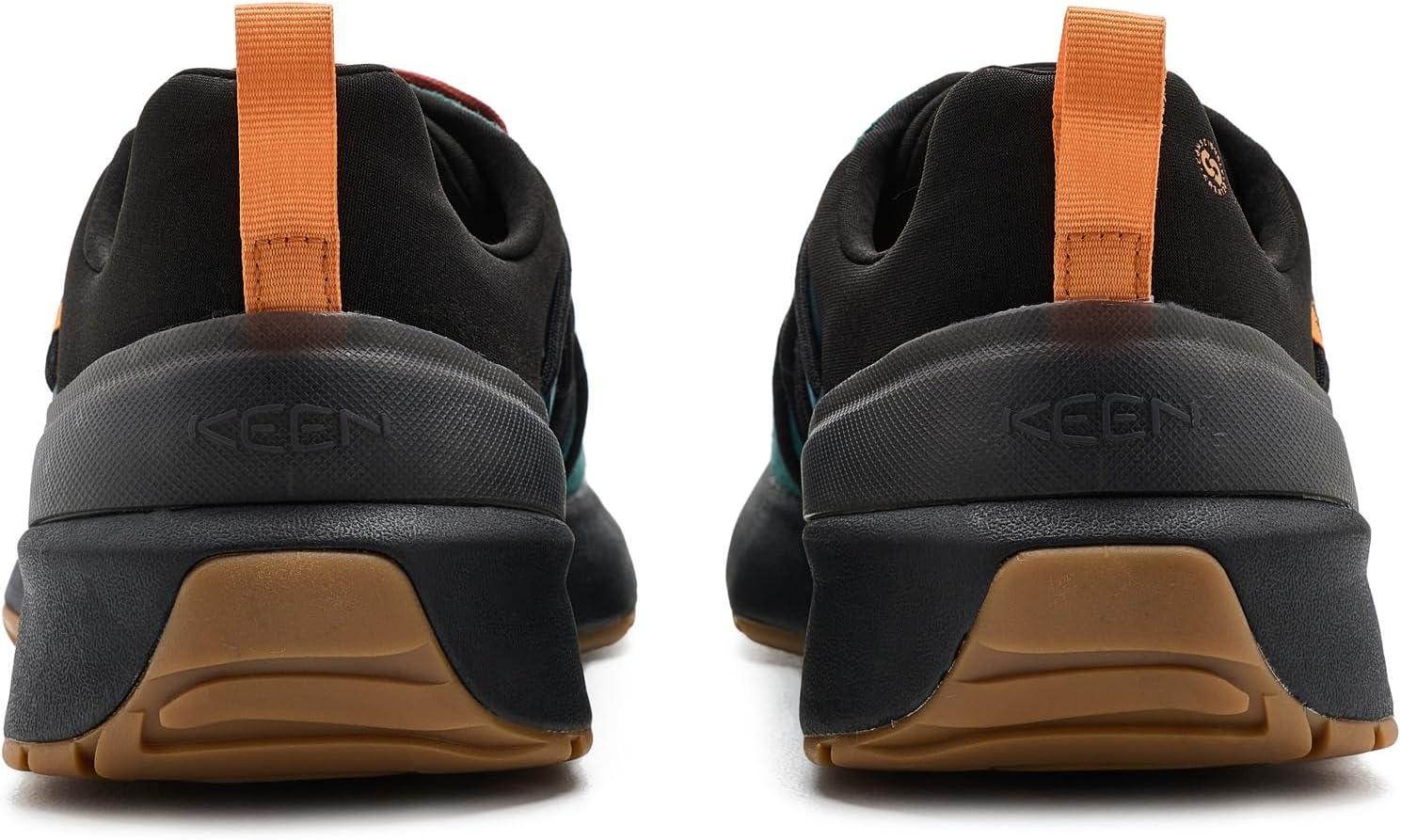 킨 UNEEK Trekker 스니커즈